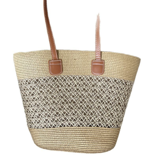 A niche woven underarm beach bag for women