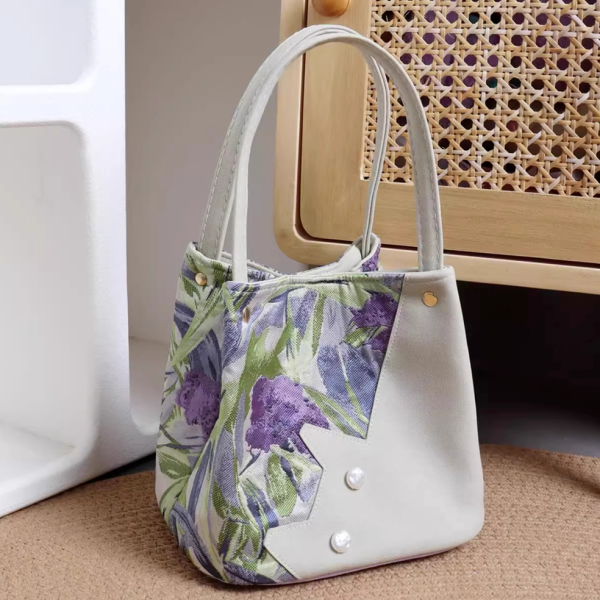 Hand basket small square bag spring summer color cute cat girl hand texture temperament crossbody bag
