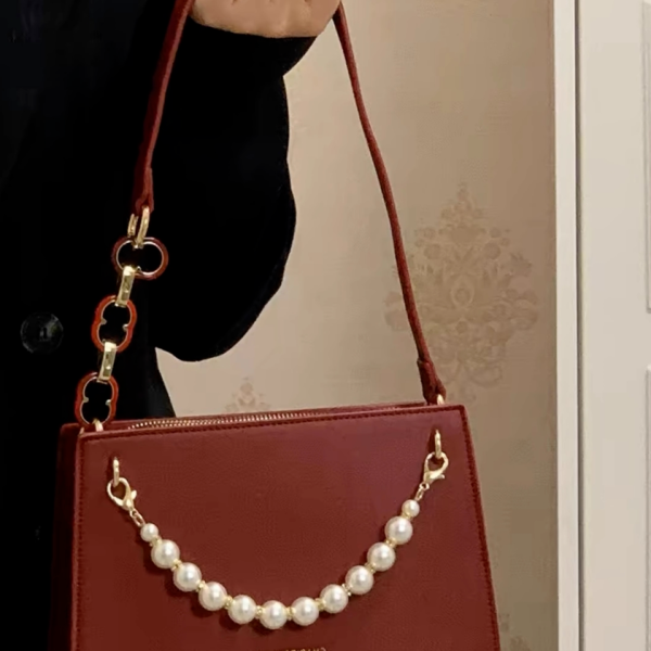 Senior wedding bag female foreign style single shoulder underarm bag Crossbody small square bag red bridal bag wedding