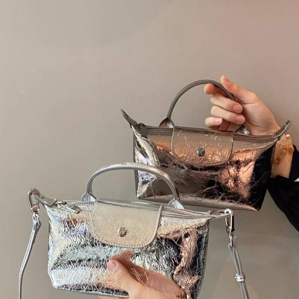 Small luxury sense portable small square bag simple commuting shoulder crossbody bag dumpling mobile phone bag