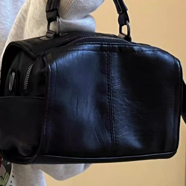 Korean minority retro Boston portable small square bag large capacity senior sense all commuter single shoulder crossbody bag woman
